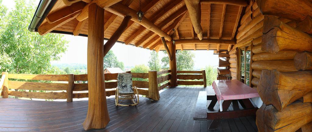 セリステ・ドゥレズニツコ Bear'S Logヴィラ 部屋 写真